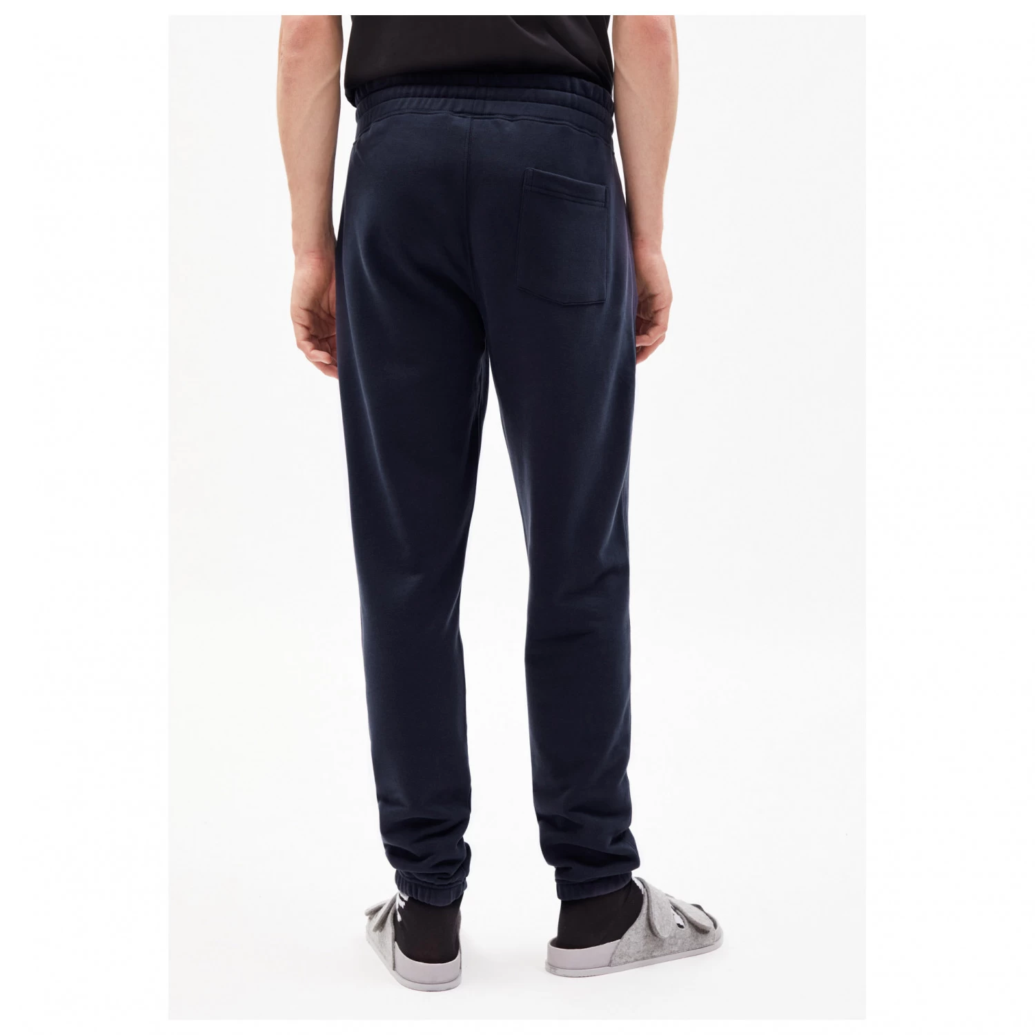 ARMEDANGELS - Aardo Comfort - Tracksuit trousers ARMEDANGELS - Aardo Comfort - Tracksuit Trousers -Bergfreunde Shop armedangels aardo comfort tracksuit trousers detail 3