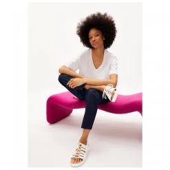 ARMEDANGELS - Women's Danyaa - Casual Trousers 7 ARMEDANGELS - Women's Danyaa - Casual Trousers -Bergfreunde Shop armedangels womens danyaa casual trousers detail 6