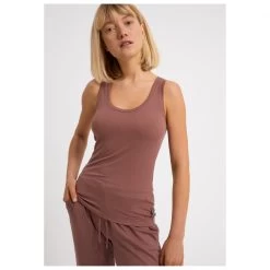 ARMEDANGELS - Women's Filipaa - Top 4 ARMEDANGELS - Women's Filipaa - Top -Bergfreunde Shop armedangels womens filipaa top detail 3