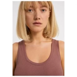 ARMEDANGELS - Women's Filipaa - Top 6 ARMEDANGELS - Women's Filipaa - Top -Bergfreunde Shop armedangels womens filipaa top detail 5