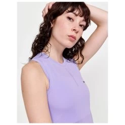 Craft - Women's Advanced Cool Intensity Sleeveless - Synthetic Base Layer 5 Craft - Women's Advanced Cool Intensity Sleeveless - Synthetic Base Layer -Bergfreunde Shop craft womens advanced cool intensity sleeveless synthetic base layer detail 4