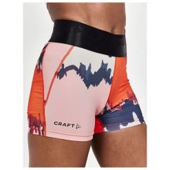 Craft - Women's Core Essence Hot Pants - Running Shorts -Bergfreunde Shop craft womens core essence hot pants running shorts detail 5