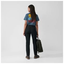 FJÄLLRÄVEN Fjällräven - Women's Stina Trousers - Walking Trousers -Bergfreunde Shop fjaellraeven womens stina trousers walking trousers detail 3