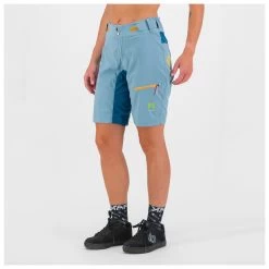 Karpos - Women's Val Viola Short - Cycling Bottoms 6 Karpos - Women's Val Viola Short - Cycling Bottoms -Bergfreunde Shop karpos womens val viola short cycling bottoms detail 5