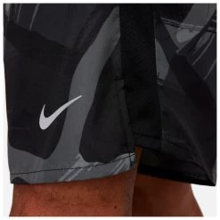 Nike - Dri-FIT Challenger 9'' Shorts - Running Shorts -Bergfreunde Shop nike dri fit challenger 9 shorts running shorts detail 5