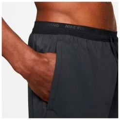 Nike - Dri-FIT Stride 5'' Brief-Lined Running Shorts - Running Shorts -Bergfreunde Shop nike dri fit stride 5 brief lined running shorts running shorts detail 4