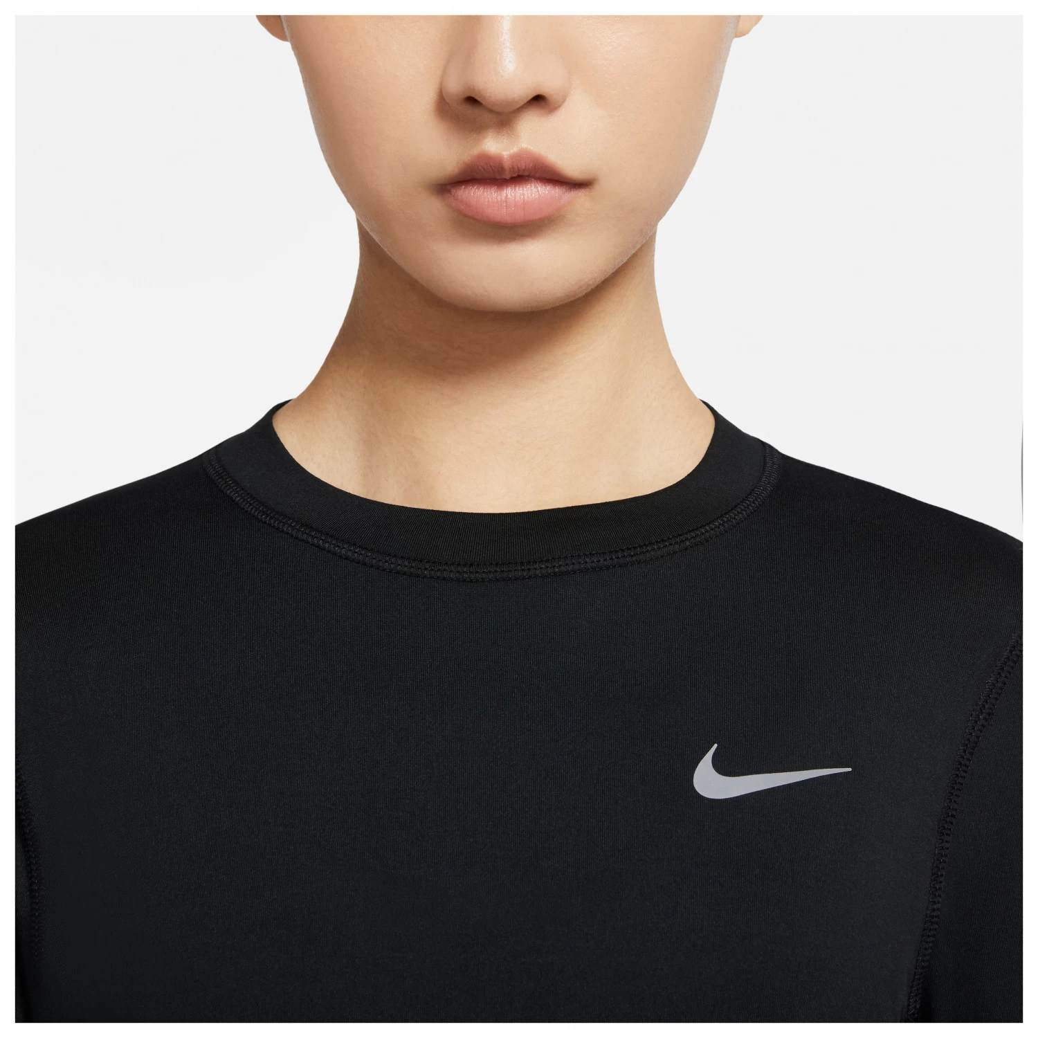 Nike - Women's Dri-Fit Element Running Crew - Running shirt Nike - Women's Dri-Fit Element Running Crew - Running Shirt -Bergfreunde Shop nike womens dri fit element running crew running shirt detail 5