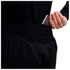 On - Lightweight Shorts - Running Shorts -Bergfreunde Shop on lightweight shorts running shorts detail 3