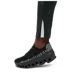 On - Women's Tights Long Lumos - Running Tights 6 On - Women's Tights Long Lumos - Running Tights -Bergfreunde Shop on womens tights long lumos running tights detail 5