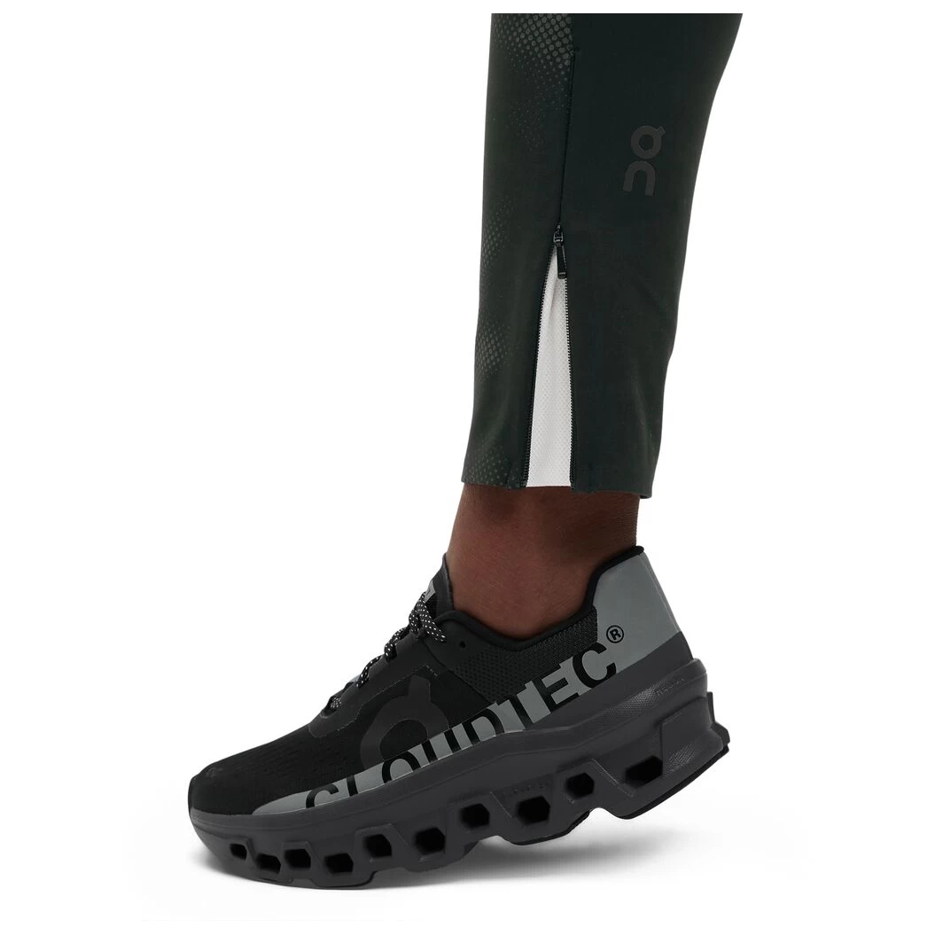 On - Women's Tights Long Lumos - Running tights On - Women's Tights Long Lumos - Running Tights -Bergfreunde Shop on womens tights long lumos running tights detail 5