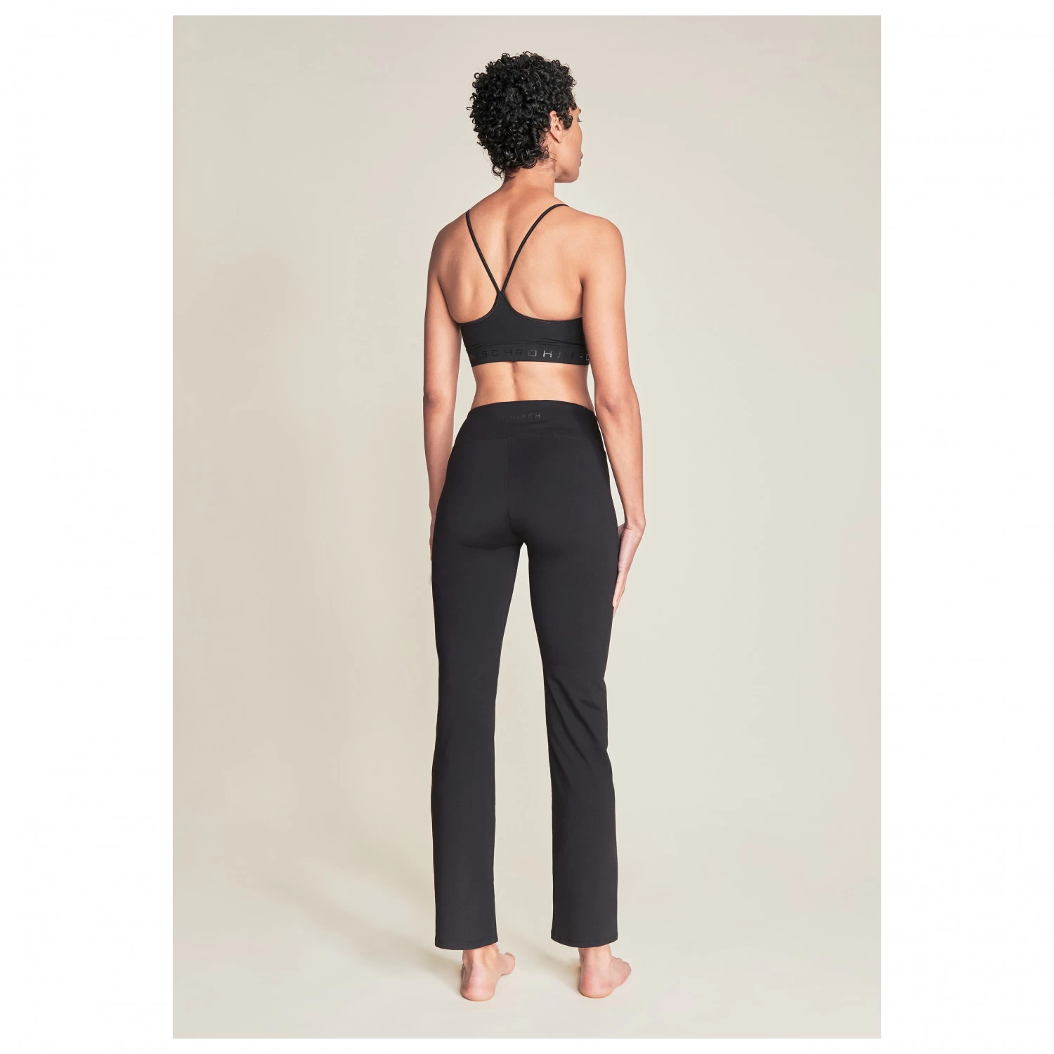 Röhnisch - Women's Nora Lasting Pants - Tracksuit trousers Röhnisch - Women's Nora Lasting Pants - Tracksuit Trousers -Bergfreunde Shop roehnisch womens nora lasting pants tracksuit trousers detail 2