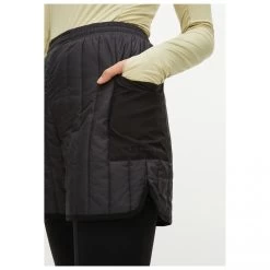 Röhnisch - Women's Scout Padded Shorts - Synthetic Trousers 7 Röhnisch - Women's Scout Padded Shorts - Synthetic Trousers -Bergfreunde Shop roehnisch womens scout padded shorts synthetic trousers detail 6