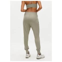 Röhnisch - Women's Soft Jersey Pants - Tracksuit Trousers 4 Röhnisch - Women's Soft Jersey Pants - Tracksuit Trousers -Bergfreunde Shop roehnisch womens soft jersey pants tracksuit trousers detail 3