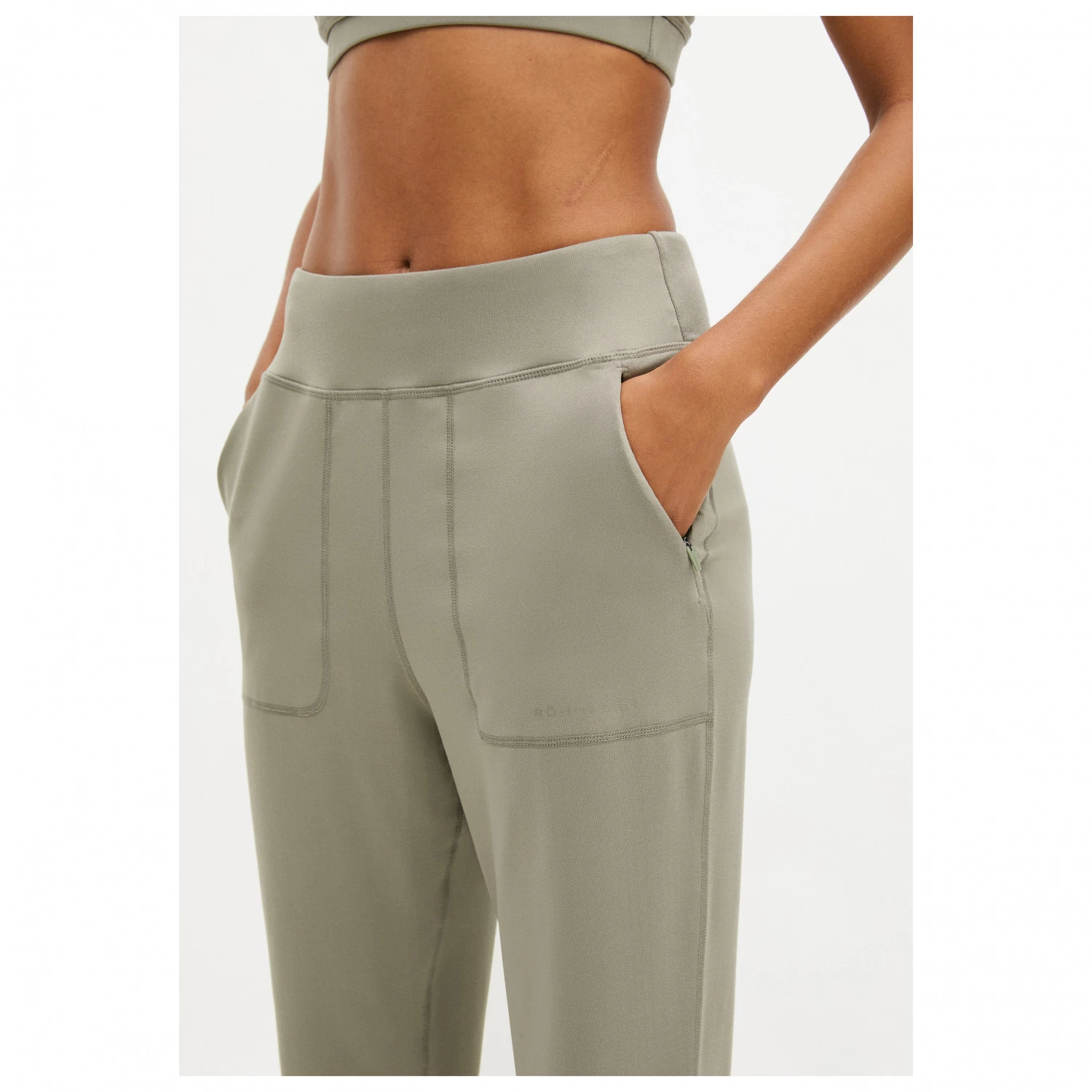 Röhnisch - Women's Soft Jersey Pants - Tracksuit trousers Röhnisch - Women's Soft Jersey Pants - Tracksuit Trousers -Bergfreunde Shop roehnisch womens soft jersey pants tracksuit trousers detail 6